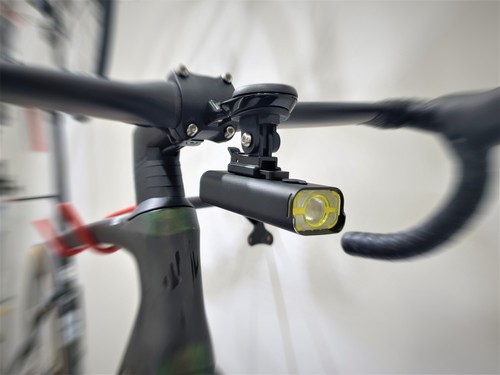자전거 라이트 전조등 후레쉬 가시론 800루멘 USB 충전식 방수 배터리 야간 라이딩